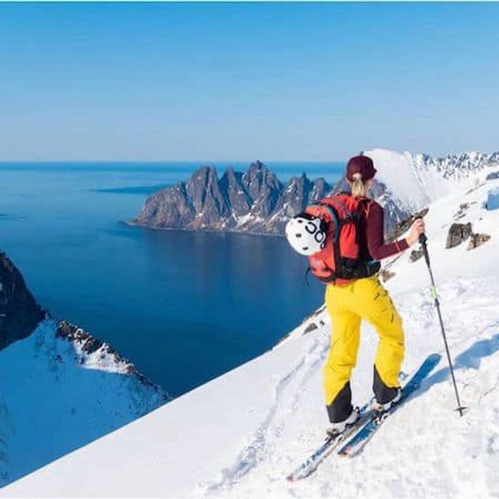Hiking and skiing in Norway's mountains