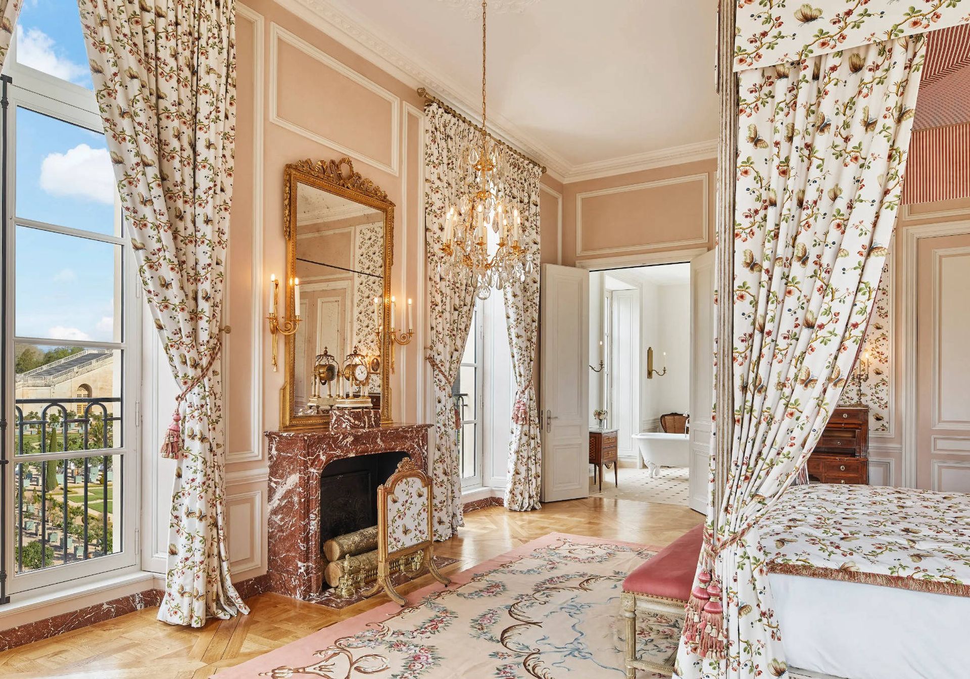 room in chateau versailles