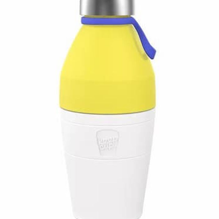 A keep cup yellow thermal bottle