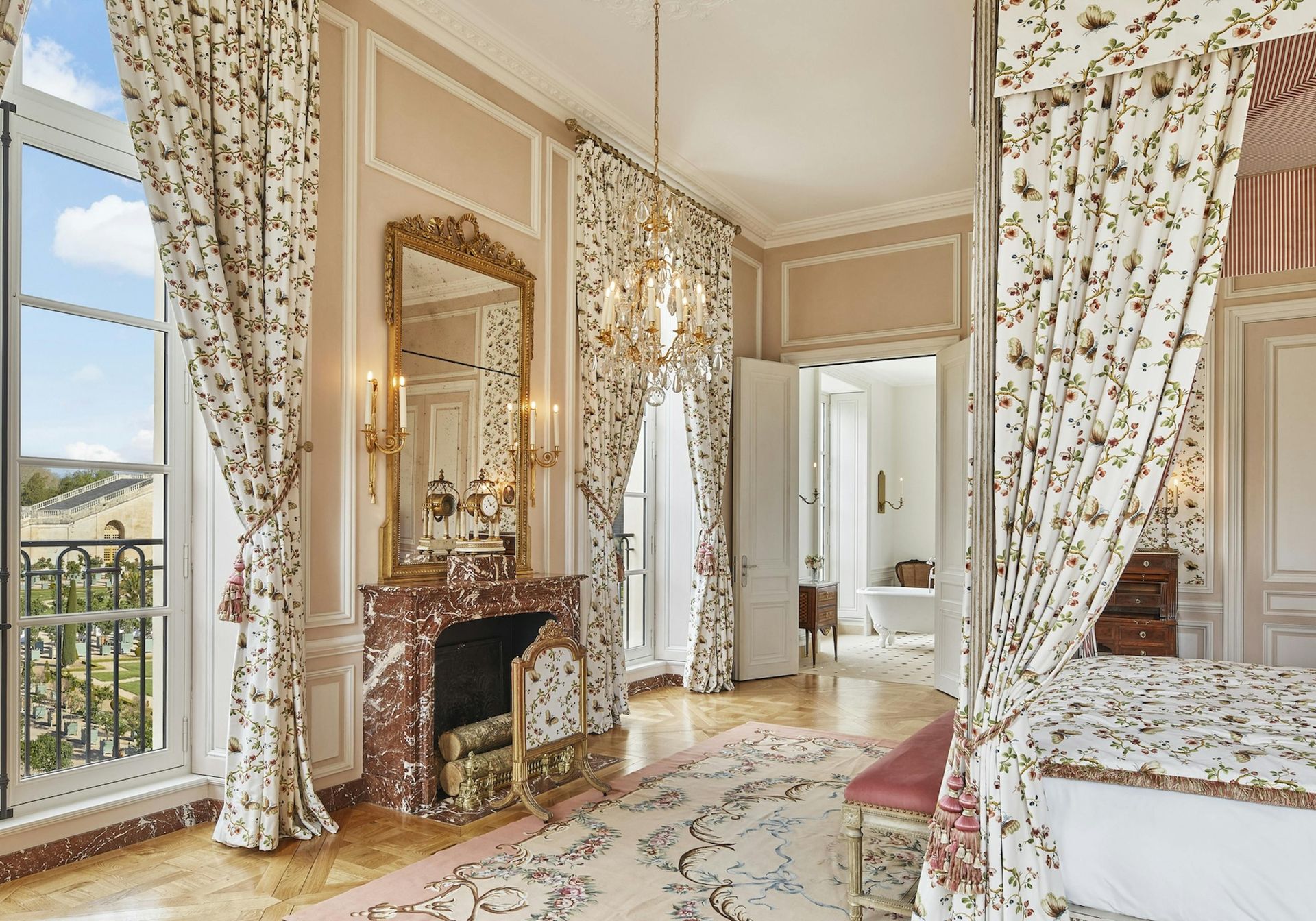 room in chateau versailles