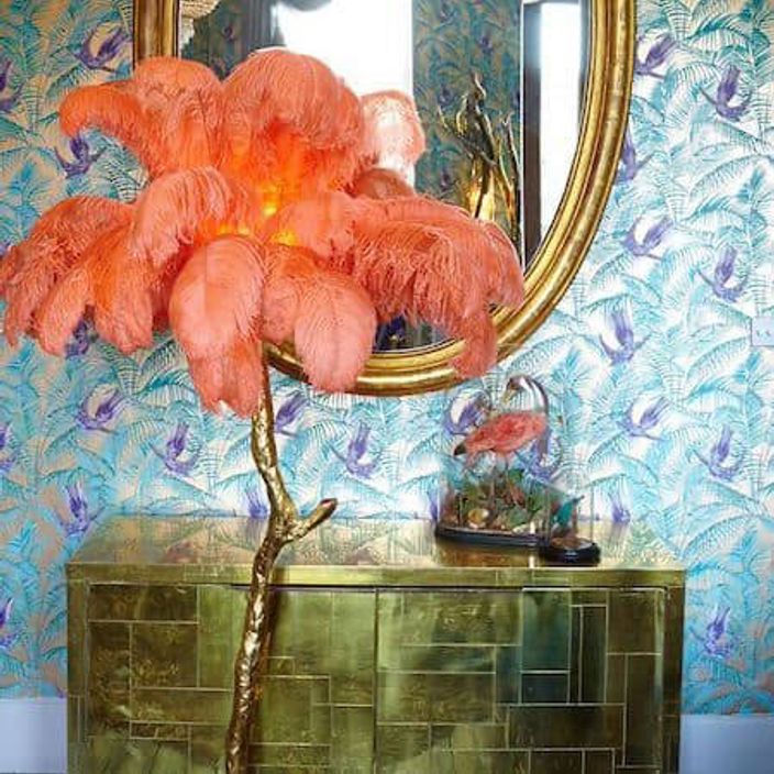 Aynoe Park feather table lamp