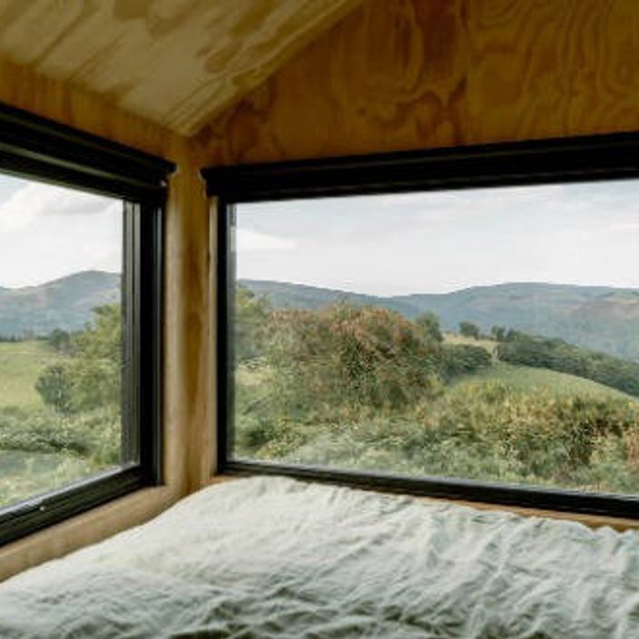 Unplugged cabin, Arwen, Wales