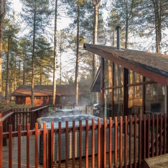 Oak Cabin with hot tub